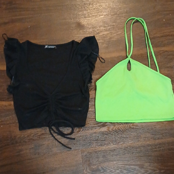 Zara Tops - Zara Black and‎ Green Crop Top with Chic Appeal